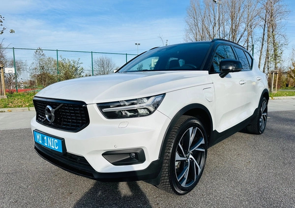 Volvo XC 40 cena 139900 przebieg: 38000, rok produkcji 2020 z Prusice małe 781